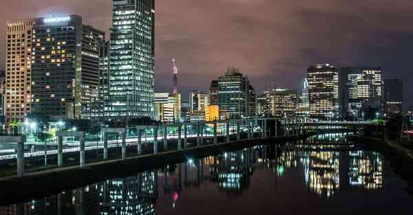 智能小宝机器人充电，智能小宝机器人充电怎么充