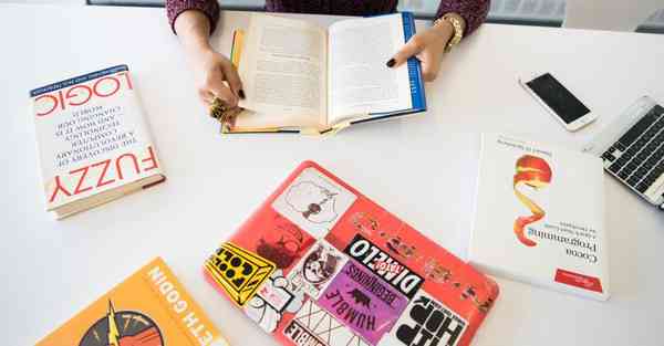 欧智早教智能机器人让孩子的学习更生动有趣