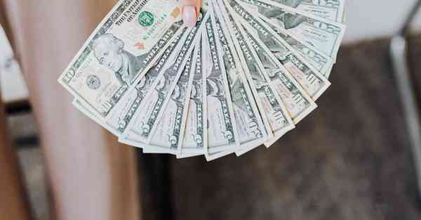 大数据包含设备数据的行业文章