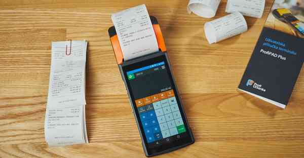 用AI技术复活赫本，AI复活亲人技术