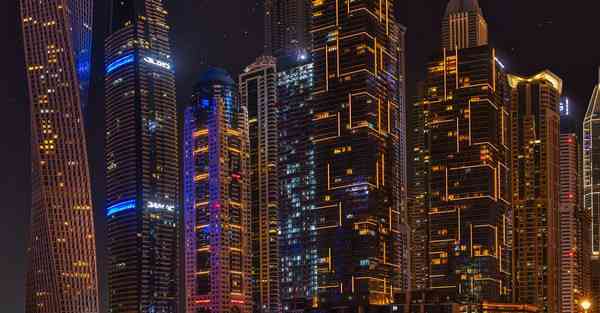 智能机器人与不锈钢