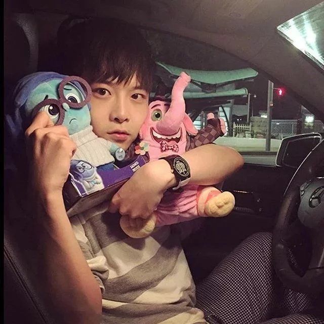 穆龙梦莉