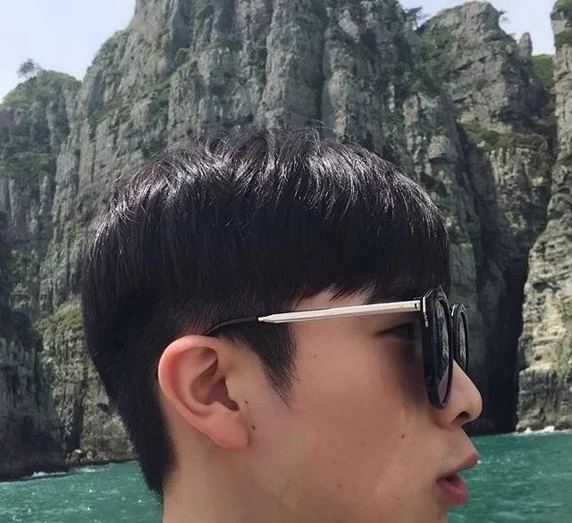 长孙萍轮娅