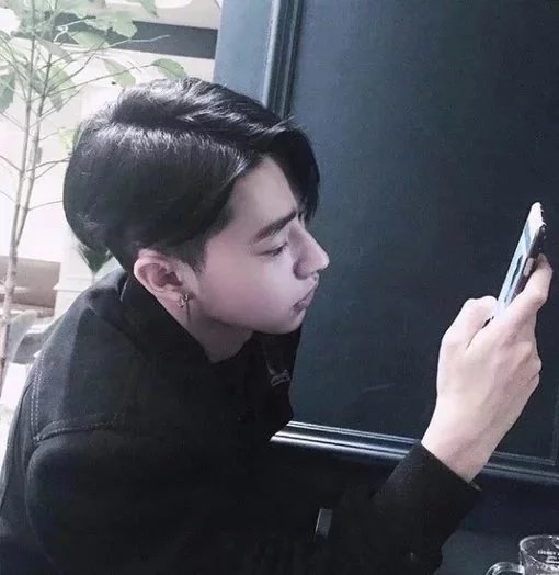 阎维星媚