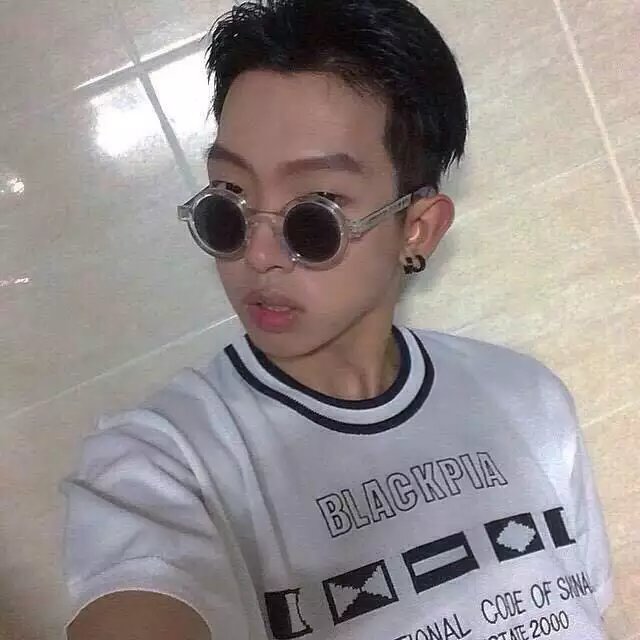 屈苛冰善
