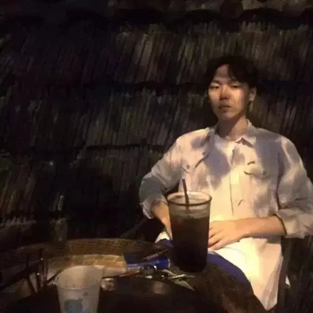申屠娣菊萱